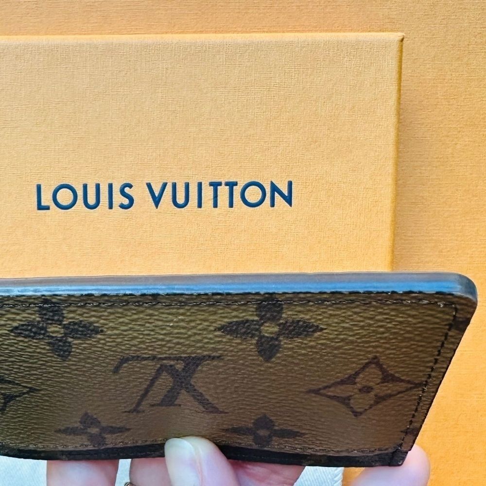 Authentic Louis Vuitton Reverse Monogram Cardholder/Wallet - Picture 8 of 8